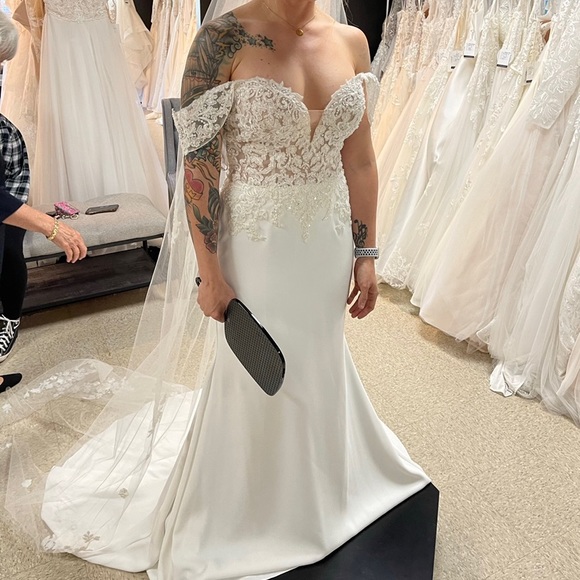 BRAND NEW - Beautiful, multiple ways to wear this wedding dress! - Picture 3 of 9